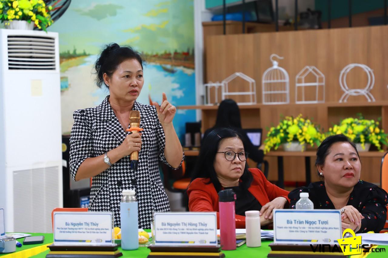 e3e515555607bf59e616rgb(57, 66, 24);757