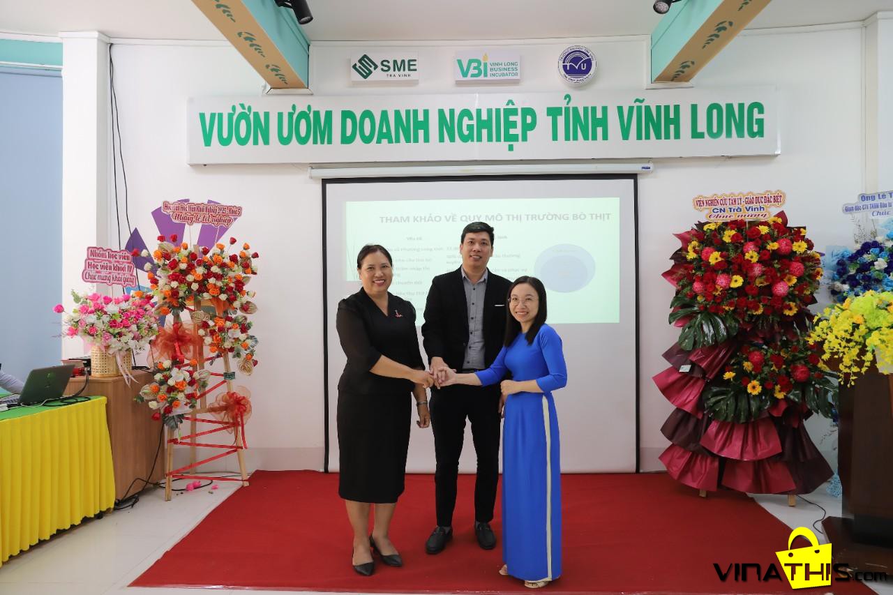 3b1899a6e7f40eaa57e5rgb(57, 2, 24);604