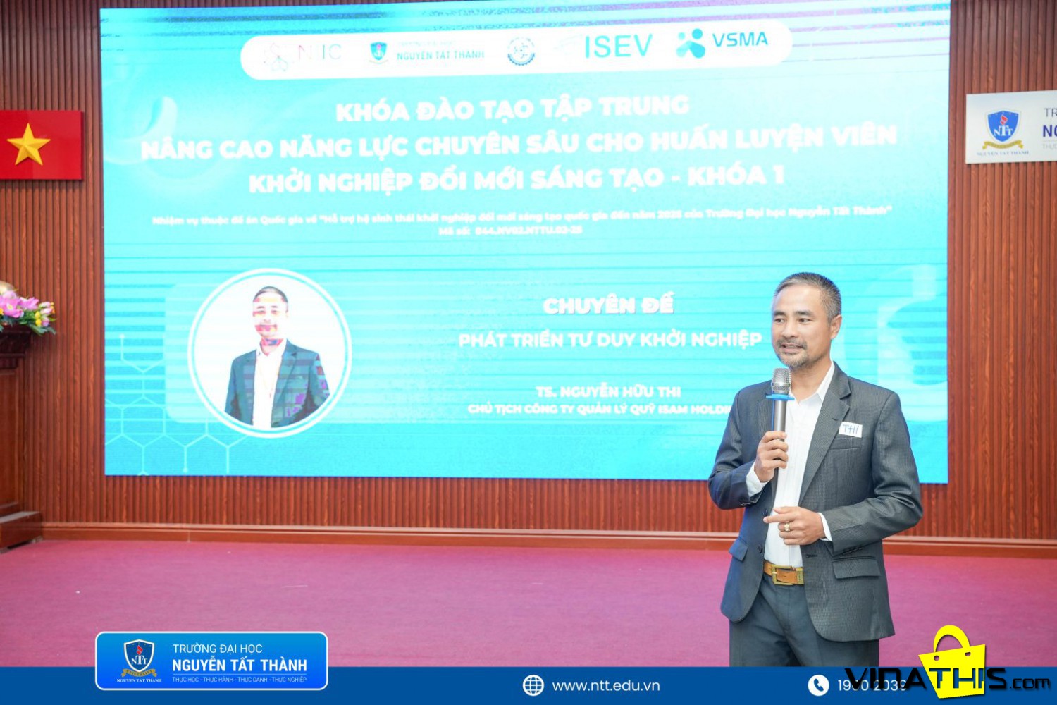 NTTU khai giảng khóa đào tạo Huấn luyện viên Khởi nghiệp: Quy tụ chuyên gia – Kiến tạo hệ sinh thái đổi mới sáng tạo chất lượng cao