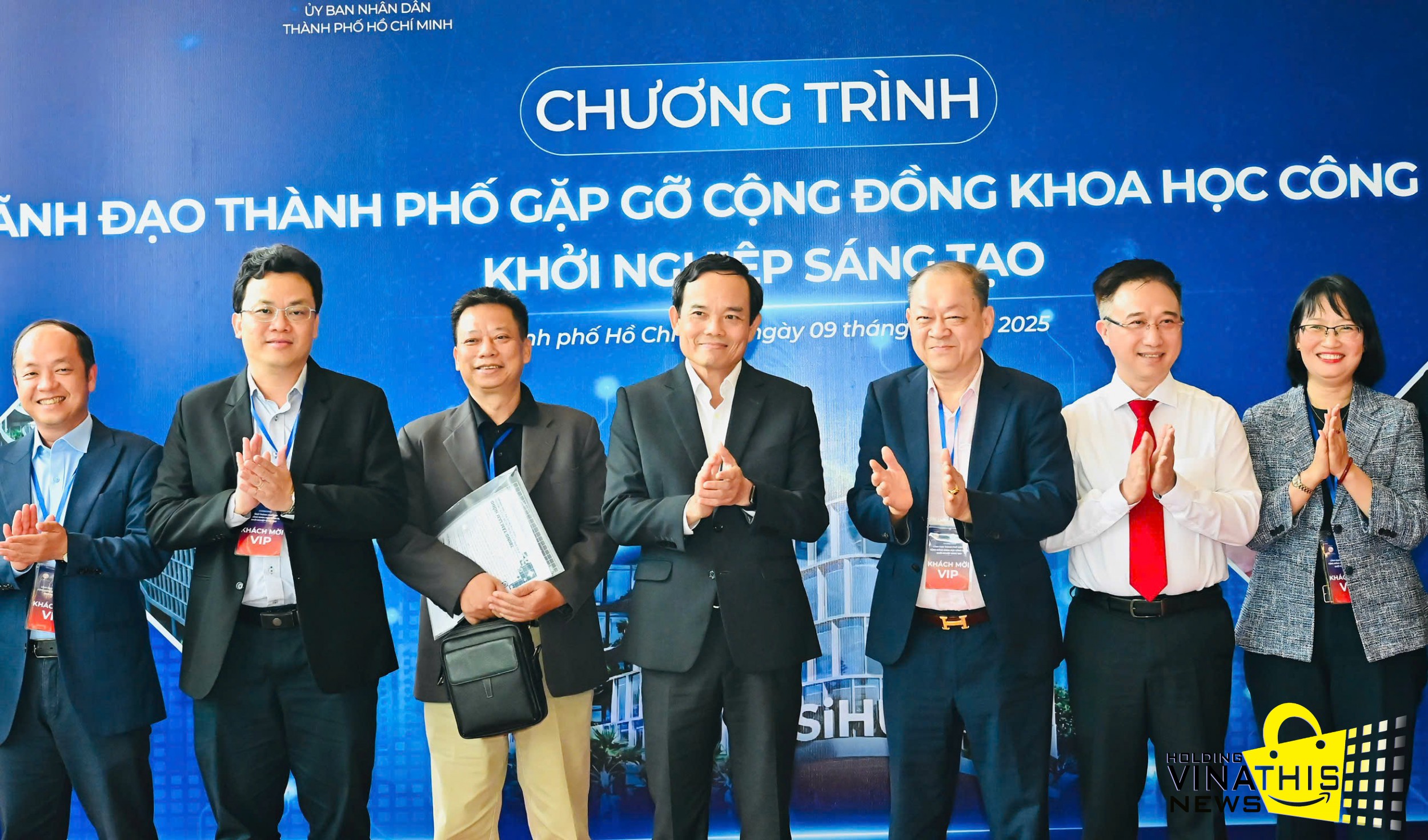 TP.HCM ĐỘT PHÁ CÔNG NGHỆ VÀ CHUYỂN ĐỔI SỐ NĂM 2026 THEO NGHỊ QUYẾT 57